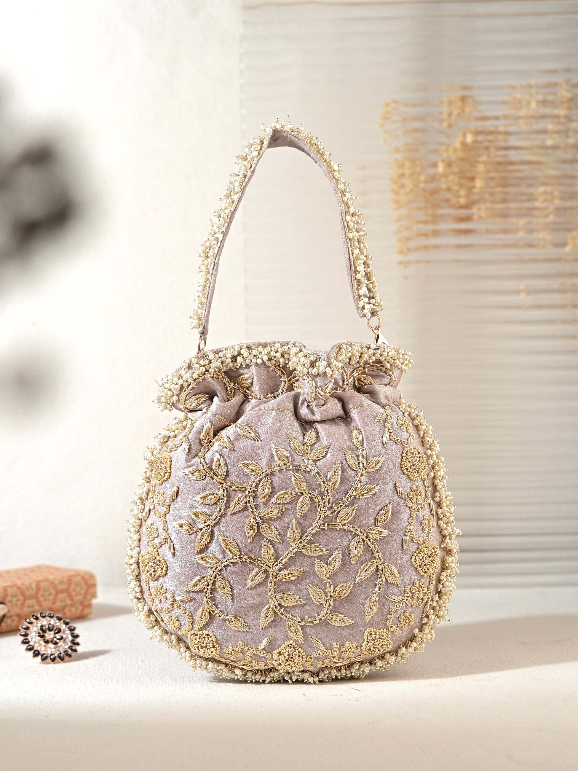 ZARIYAH ZARI & PEARL BAG (Copy) ladybossbyegoss