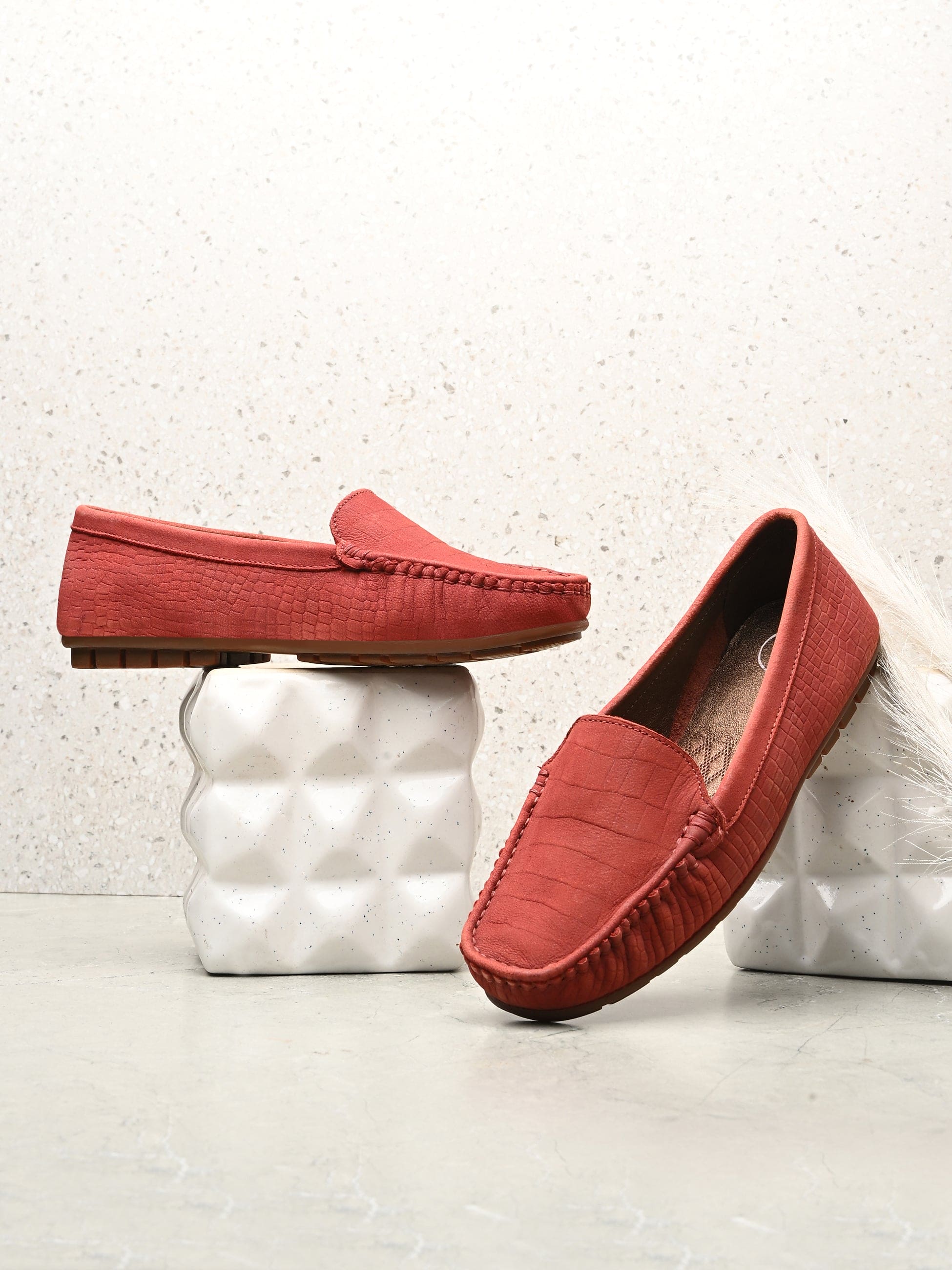 CLASSIC LOAFERS ladybossbyegoss