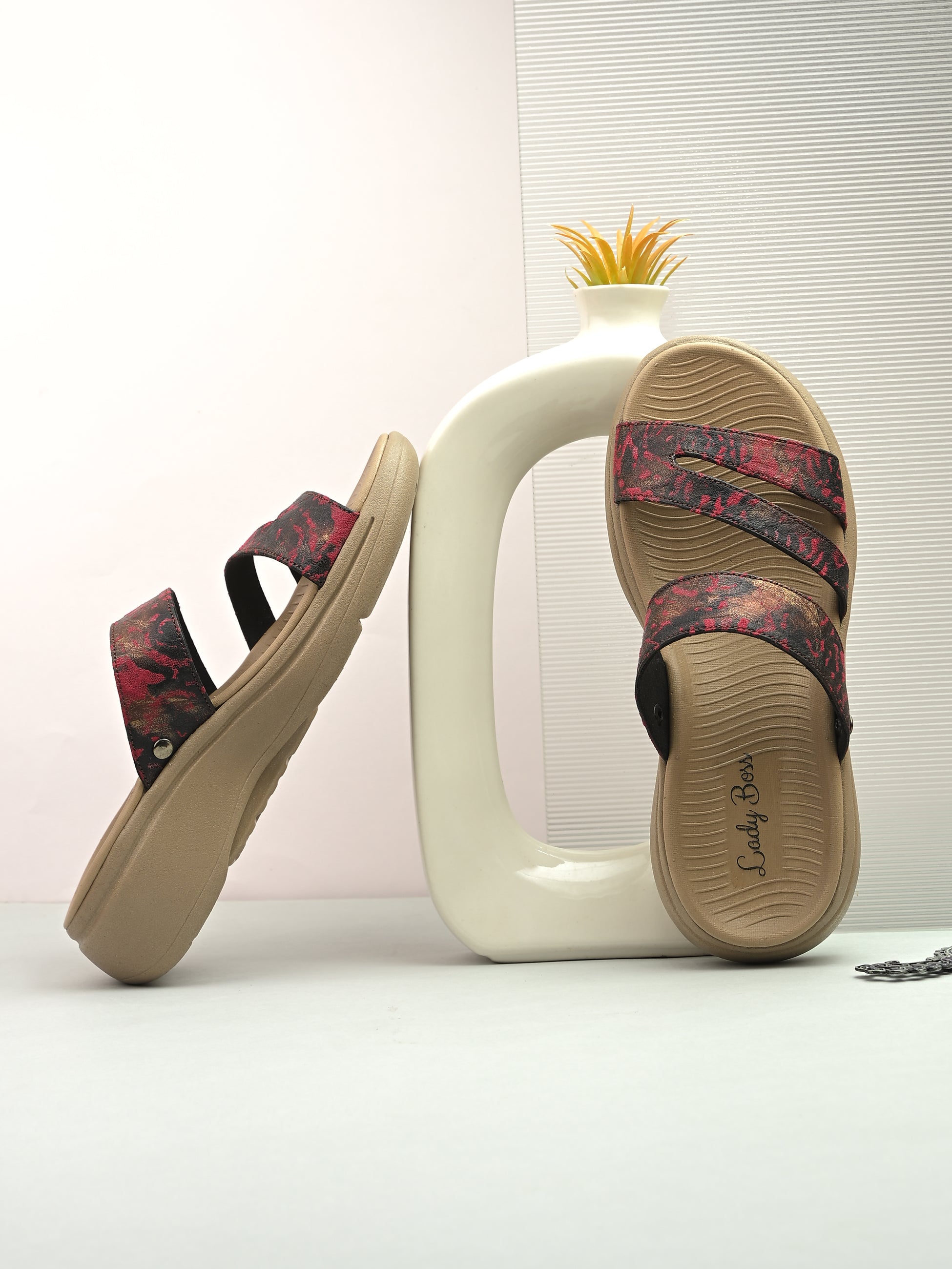 EUROPEAN MAROON SLIDERS ladybossbyegoss