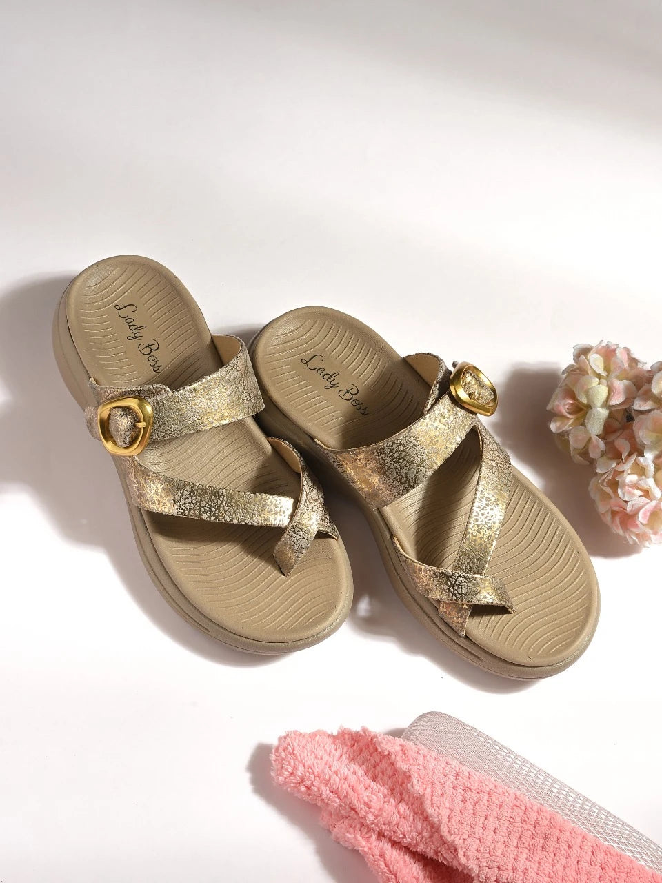 Slippers - ladybossbyegoss