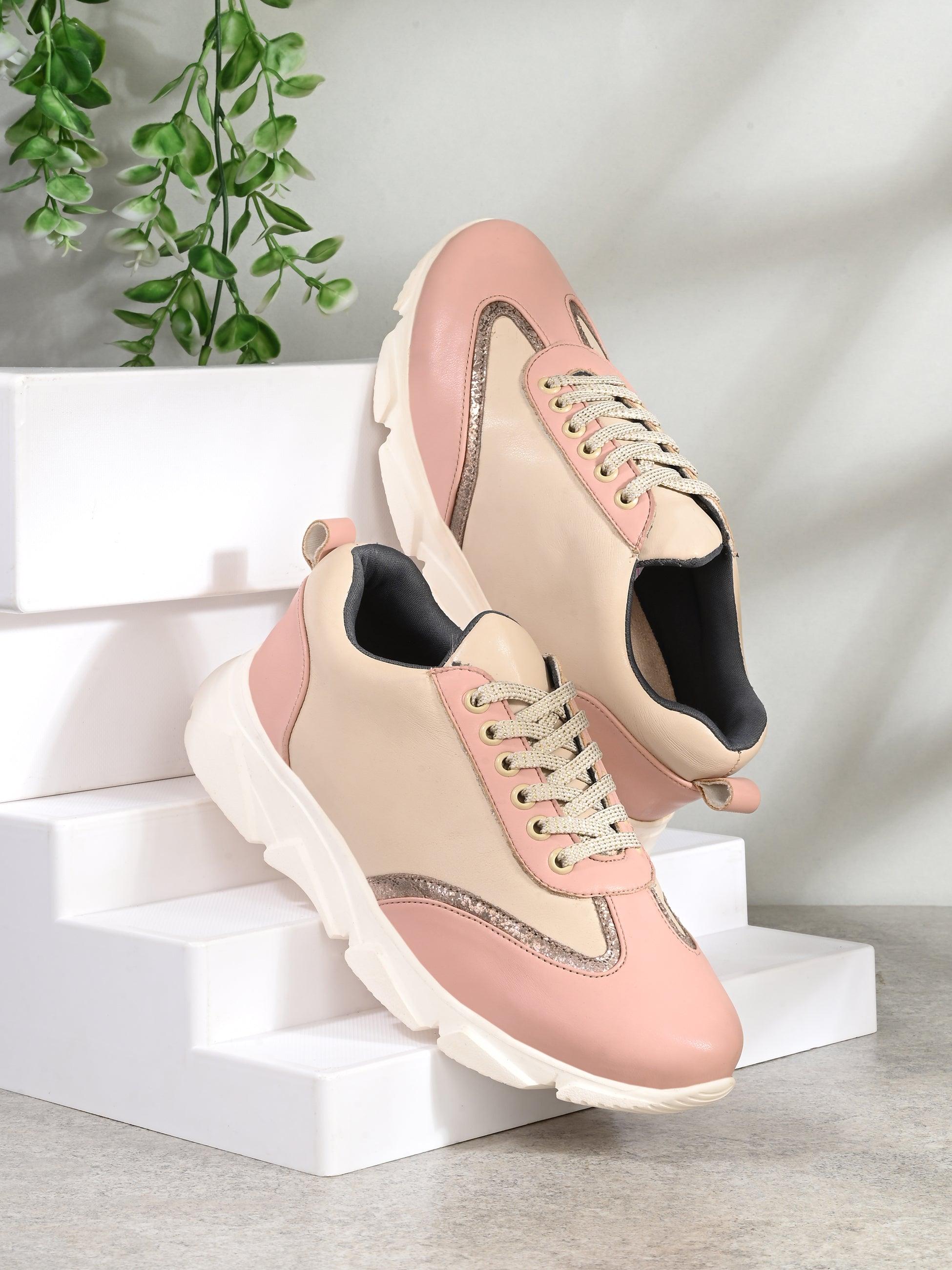 Blushyvibe Sneakers - ladybossbyegoss