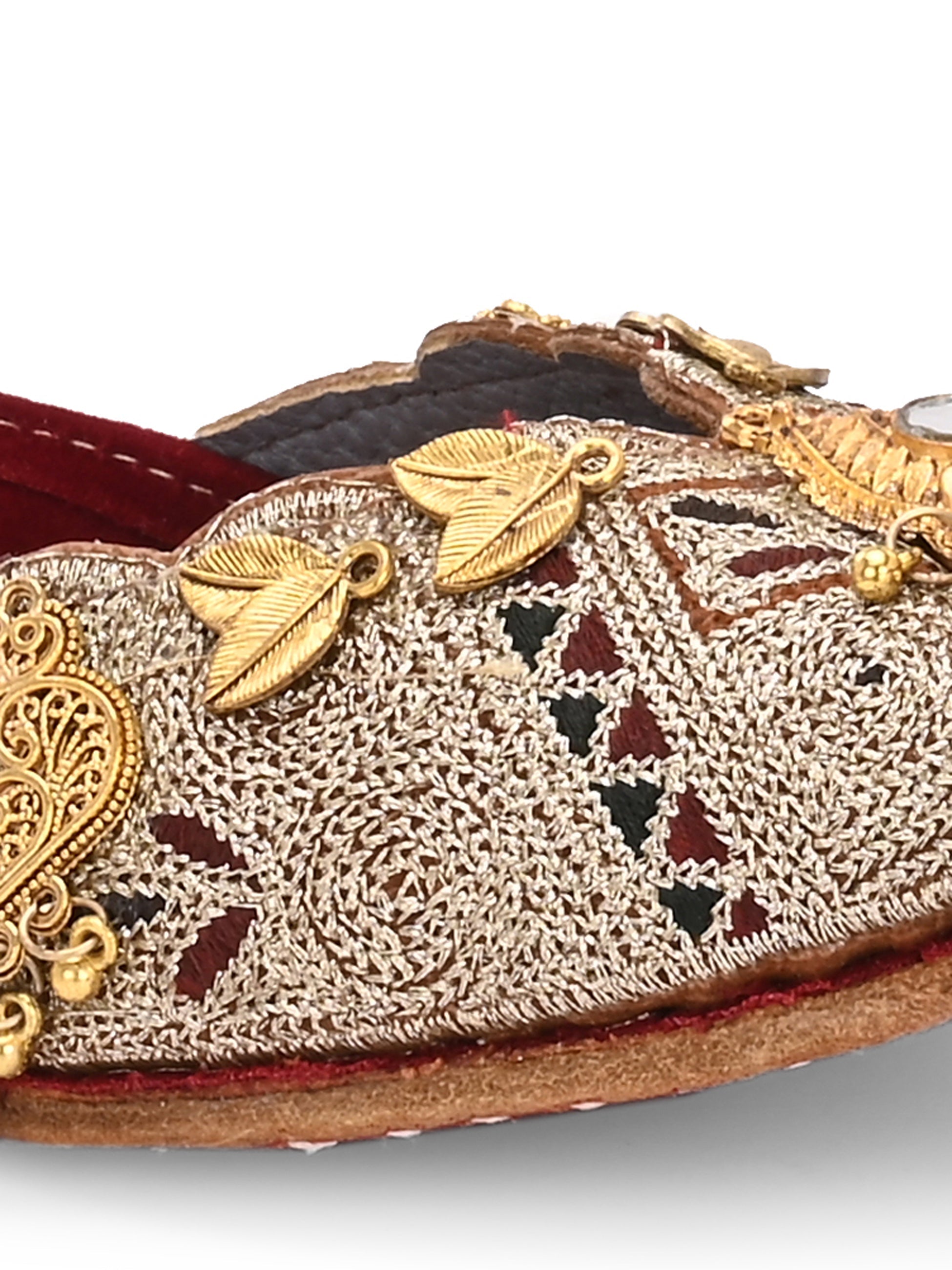 Juttis For Women by Lady Boss Egoss Shoes