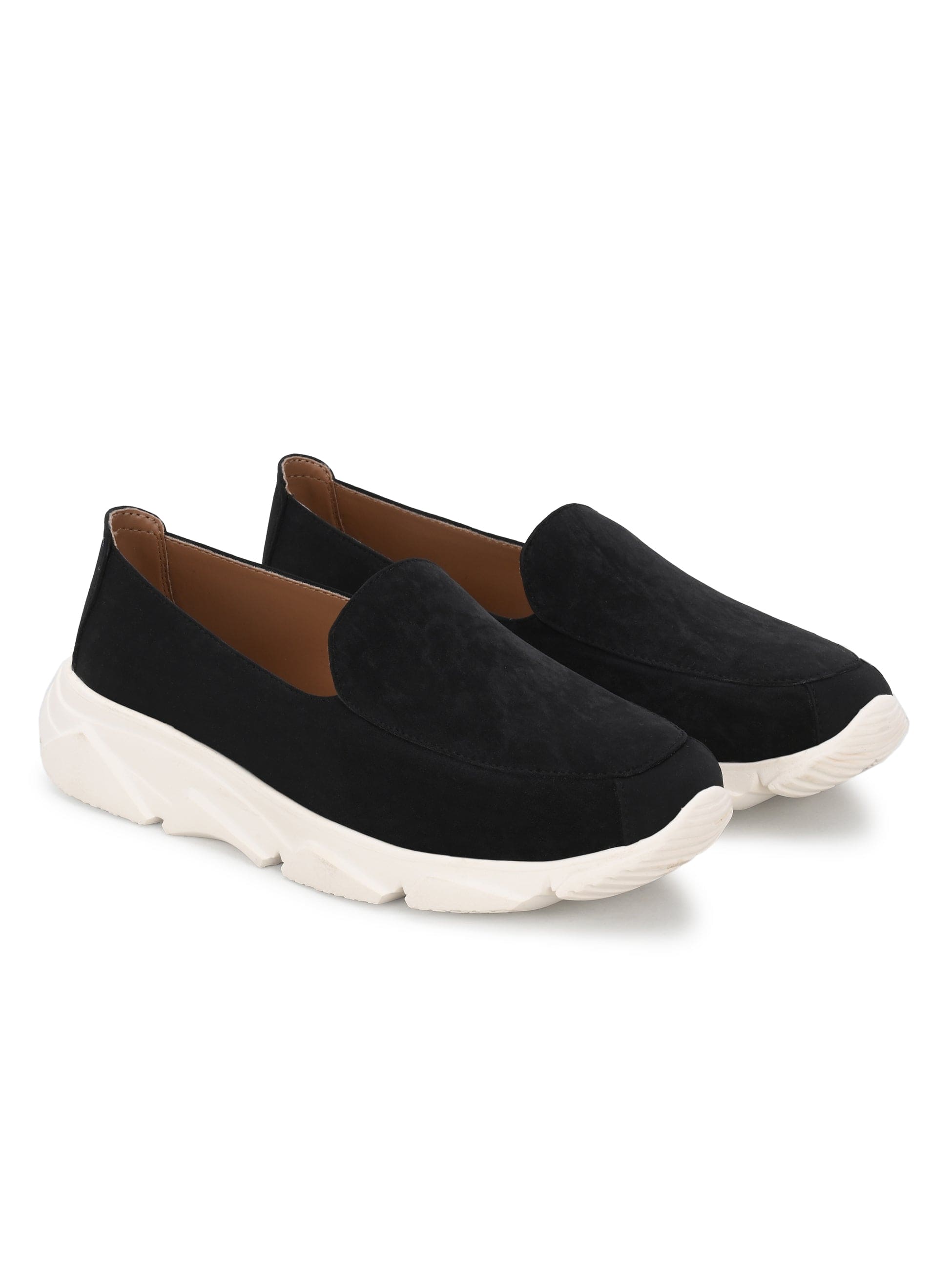 Rosé Chic Sneakers ladybossbyegoss