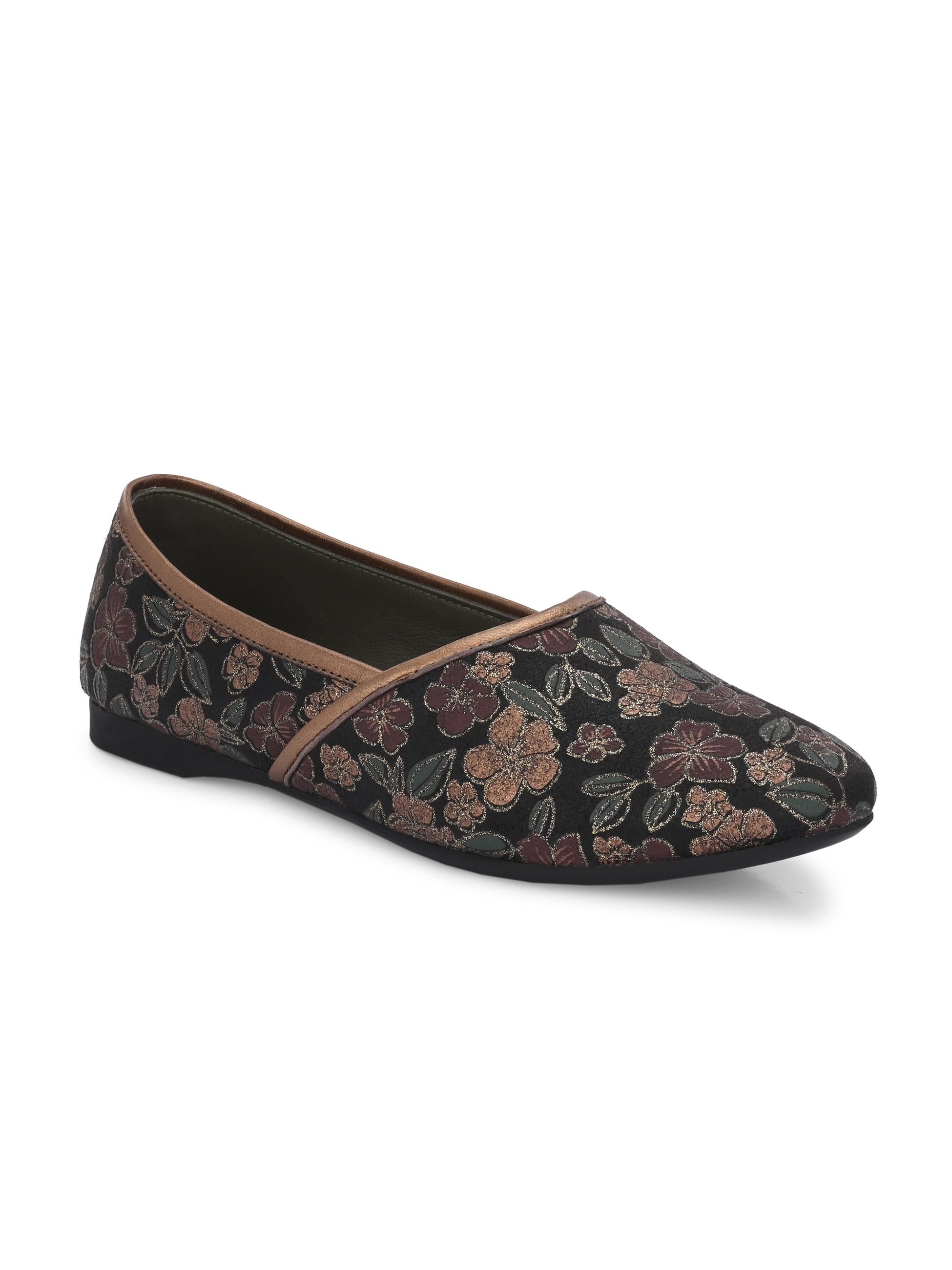 Floral Fusion Mojari ladybossbyegoss