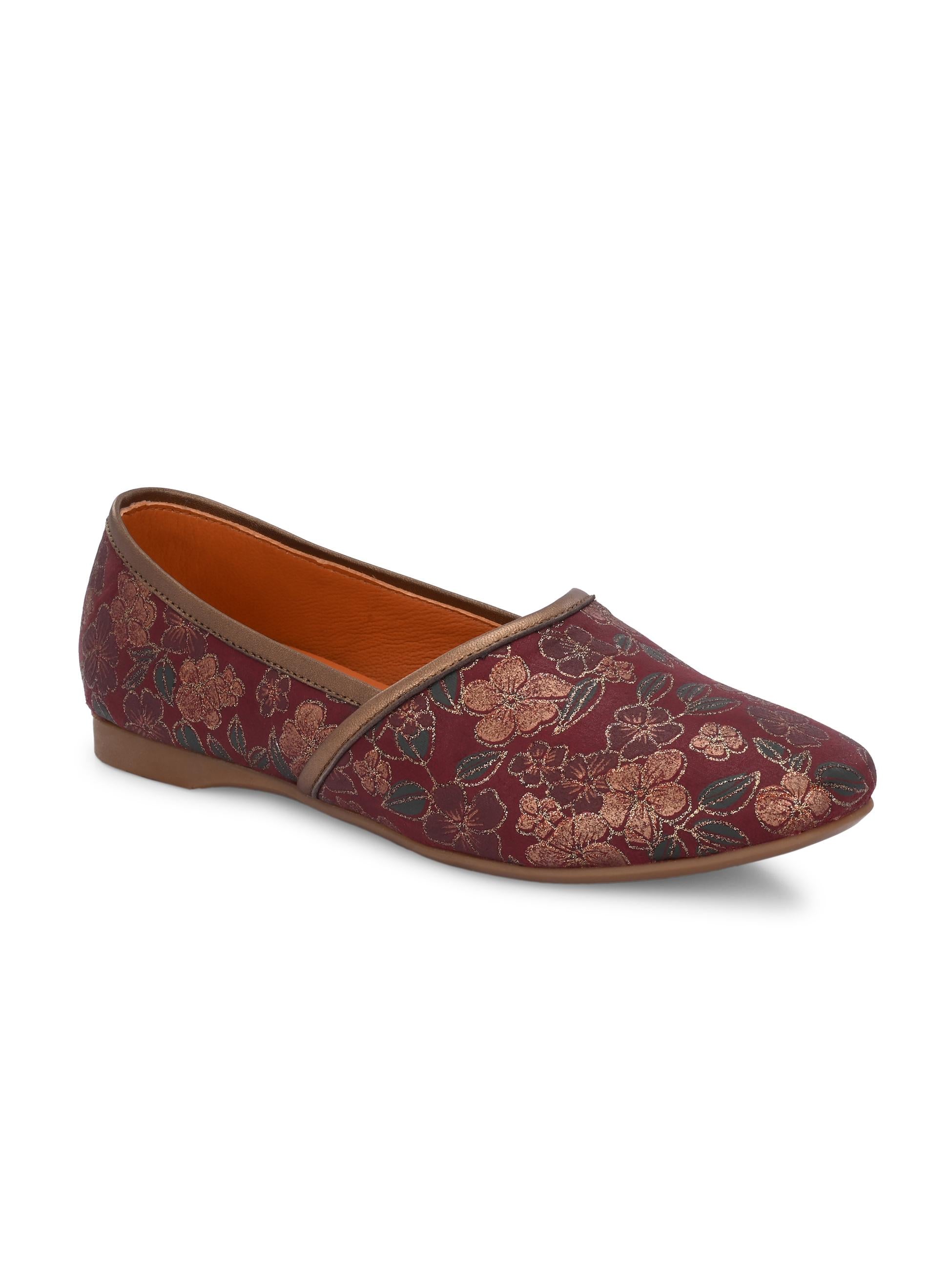 Floral Fusion Mojari Red ladybossbyegoss