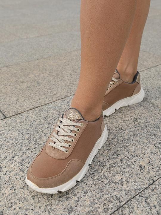 Savoura Sneakers - ladybossbyegoss